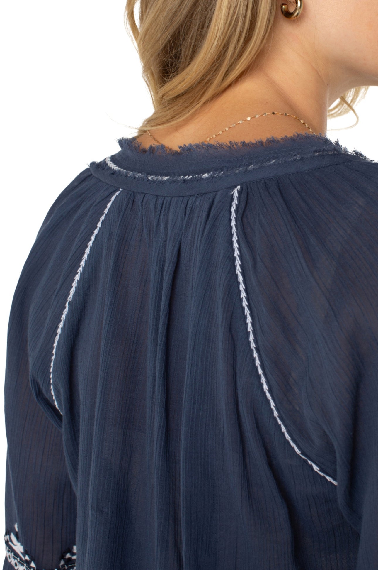 LONG SLEEP RAGLAN WOVEN BLOUSE WITH EMBROIDERY