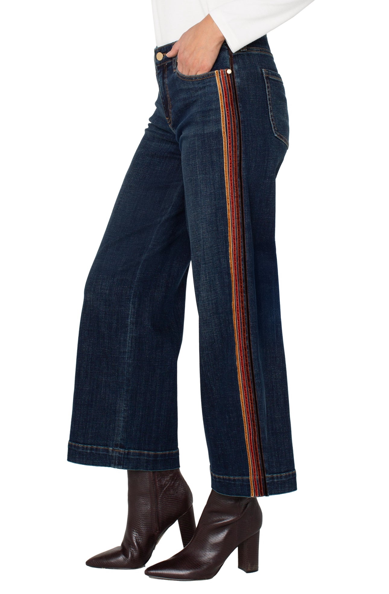 Stride Wide Leg with Velvet Trim 28”