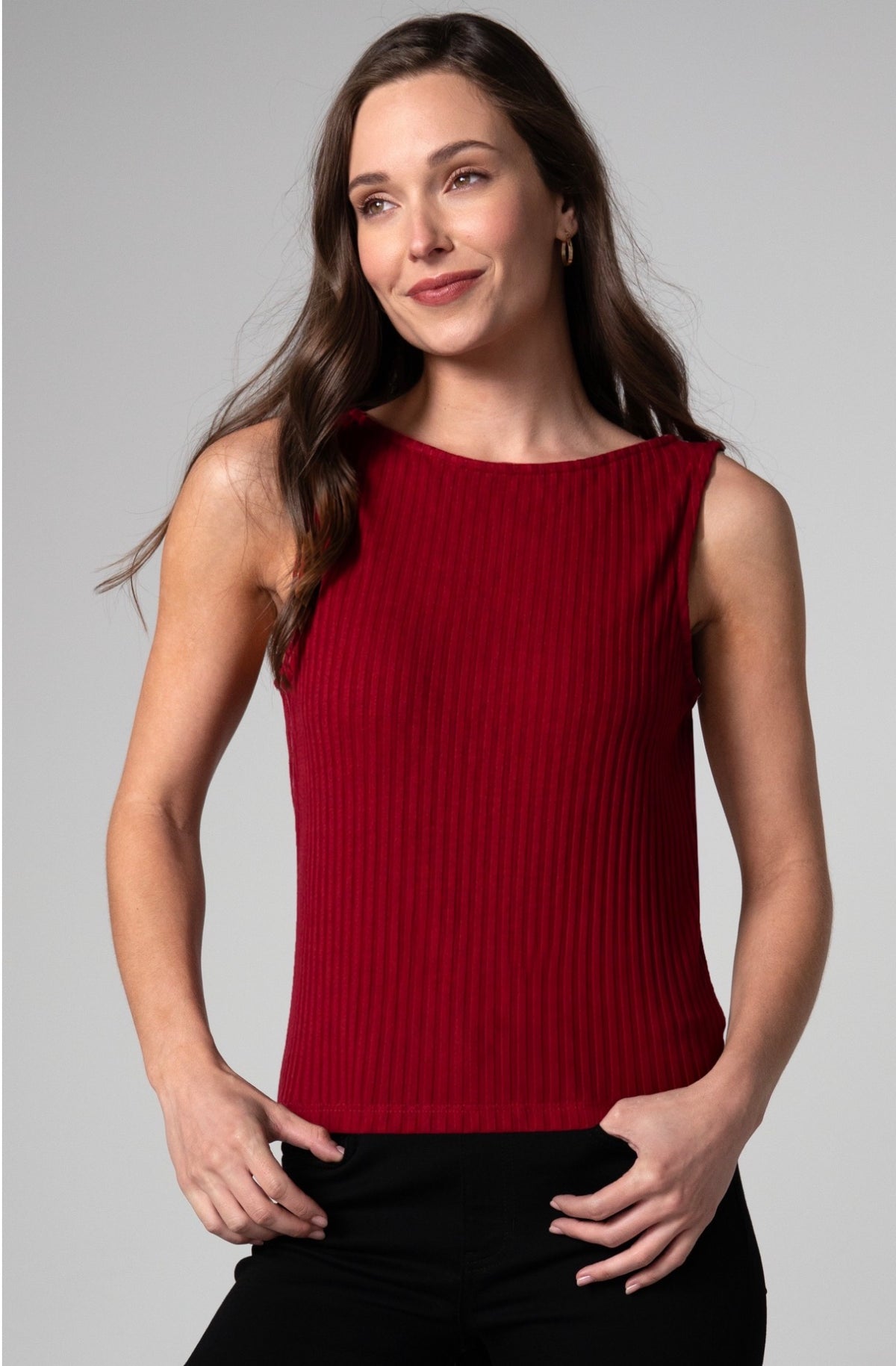 Sleeveless high boat, neck knit top in cranberry