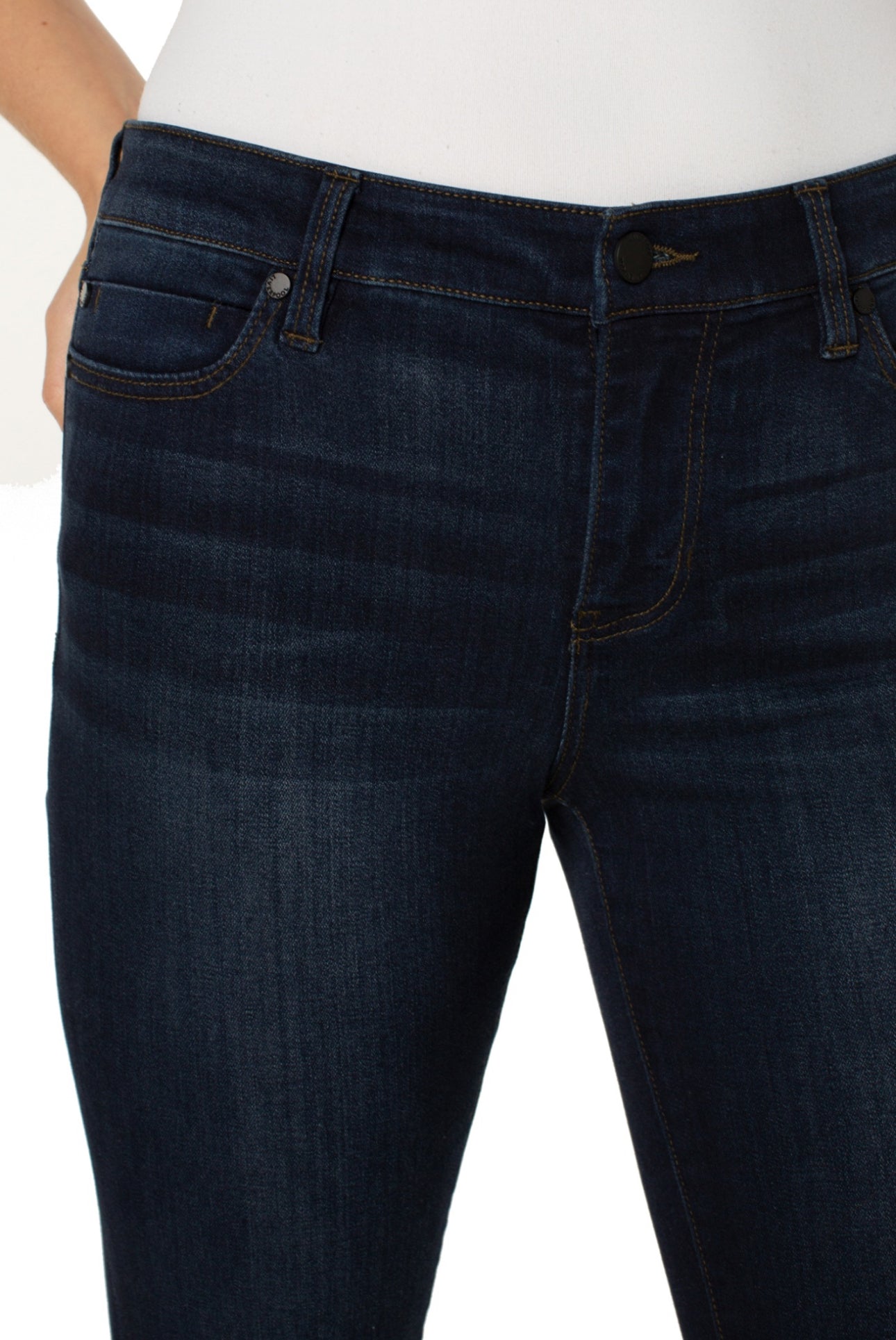 CHARLIE CROP WIDE ROLLED CUFF