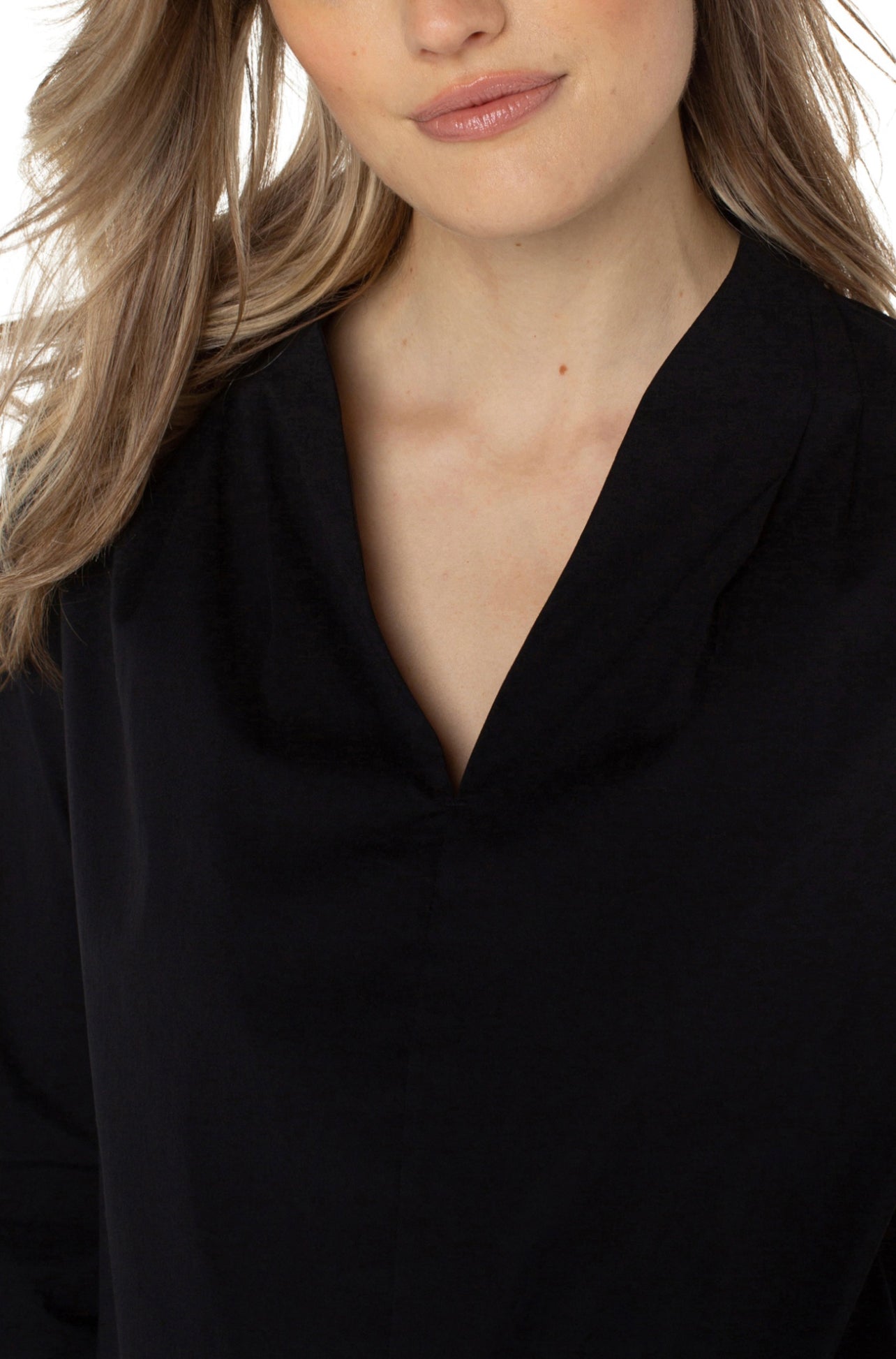 V NECK LONG SLV WOVEN TOP