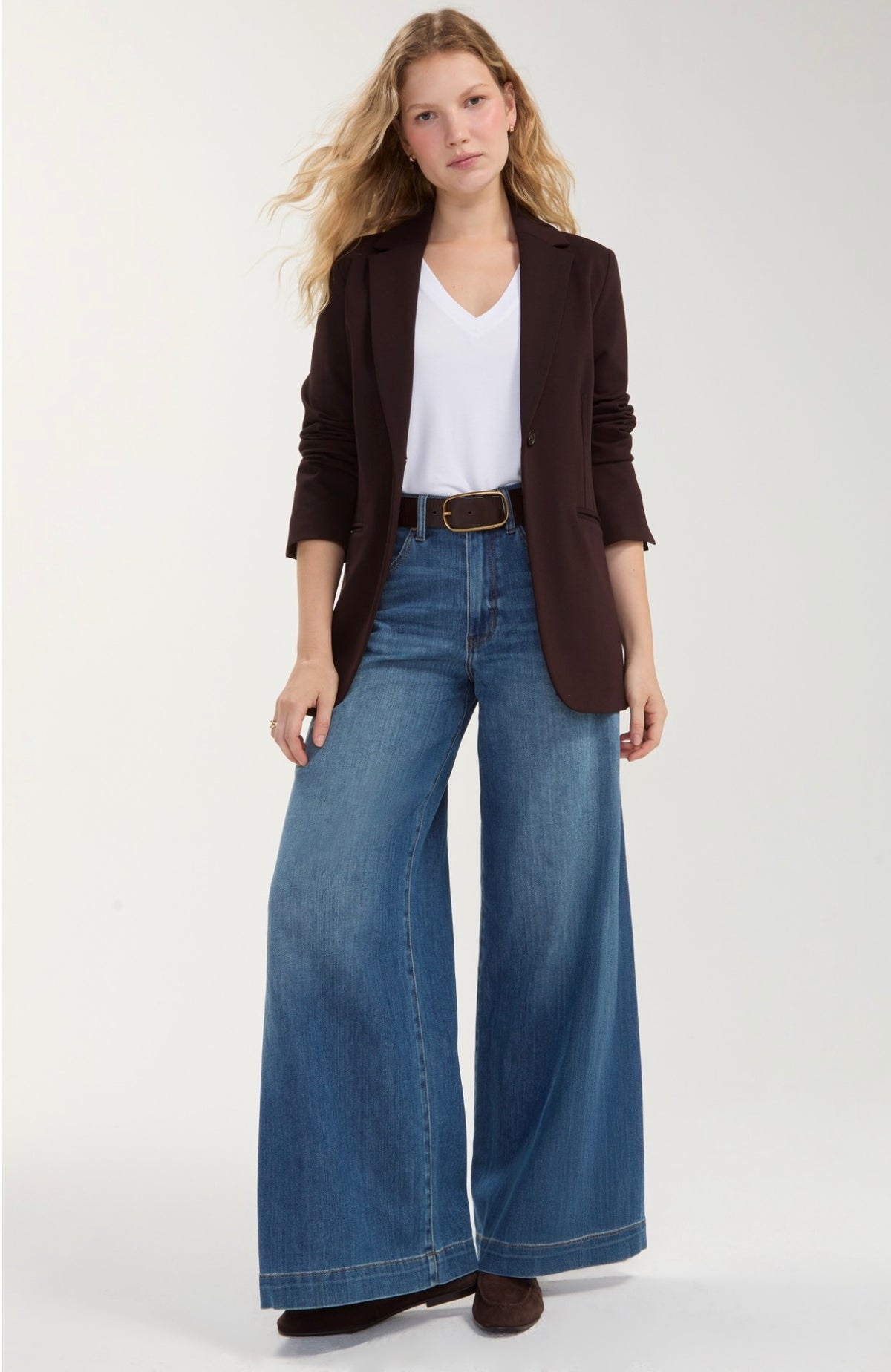 Fit and flair blazer in brown truffle