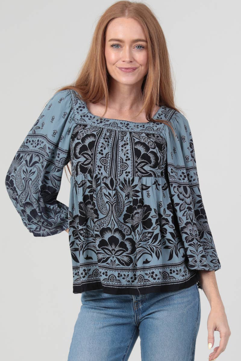 PRINTED LONG SLEEVE BLOUSE