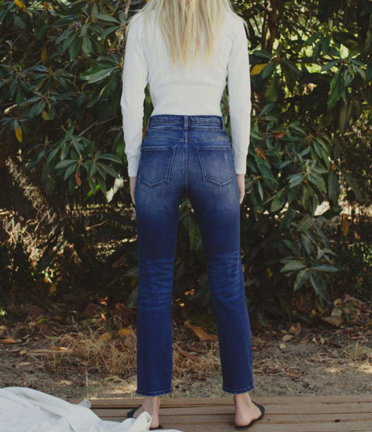 KANCAN DARK WASH HIGHRISE SLIM