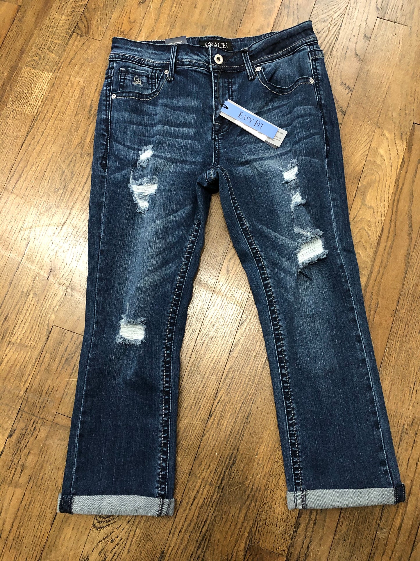 GRACE DISTRESSED CUFFED CAPRI DARK WASH