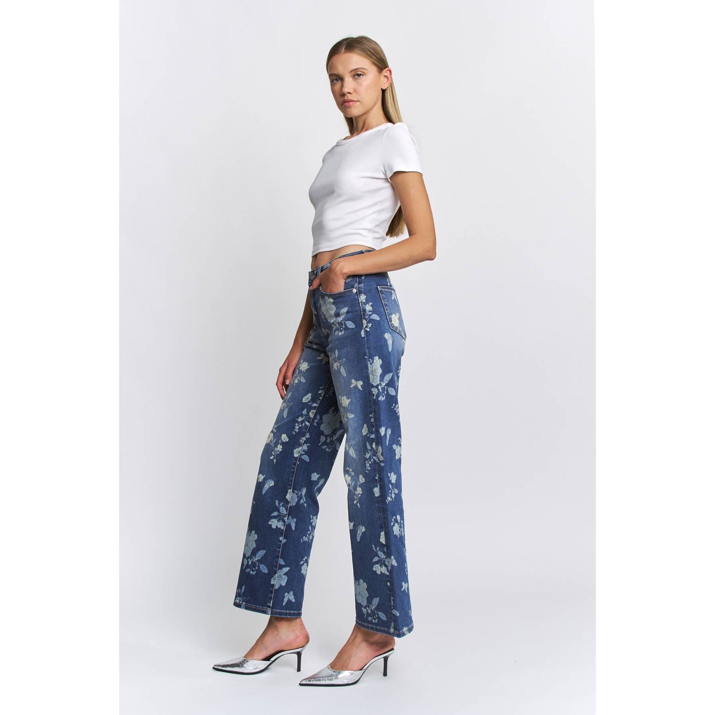 HIGH RISE WIDE LEG EMBELLISHMENT