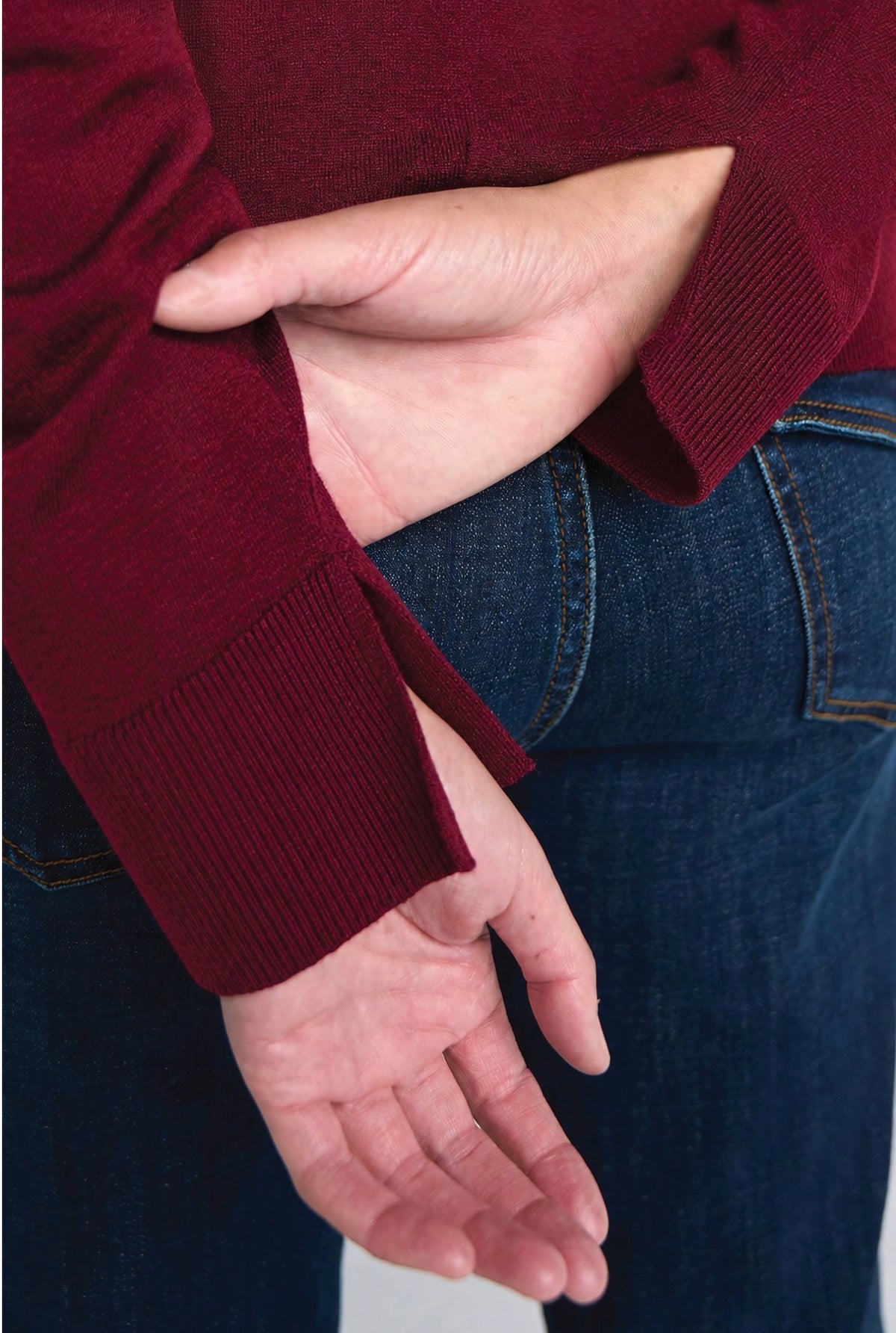 Long sleeve drape necks woven sweater in cranberry