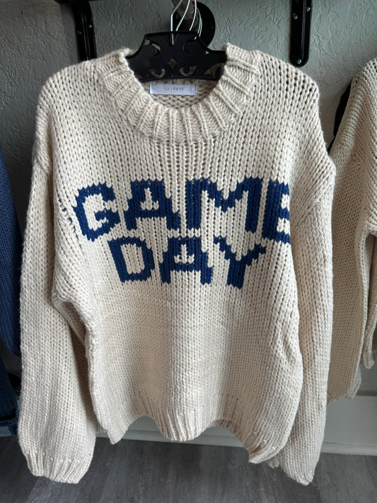 CABLE KNIT SWEATER Ciao or Game Day