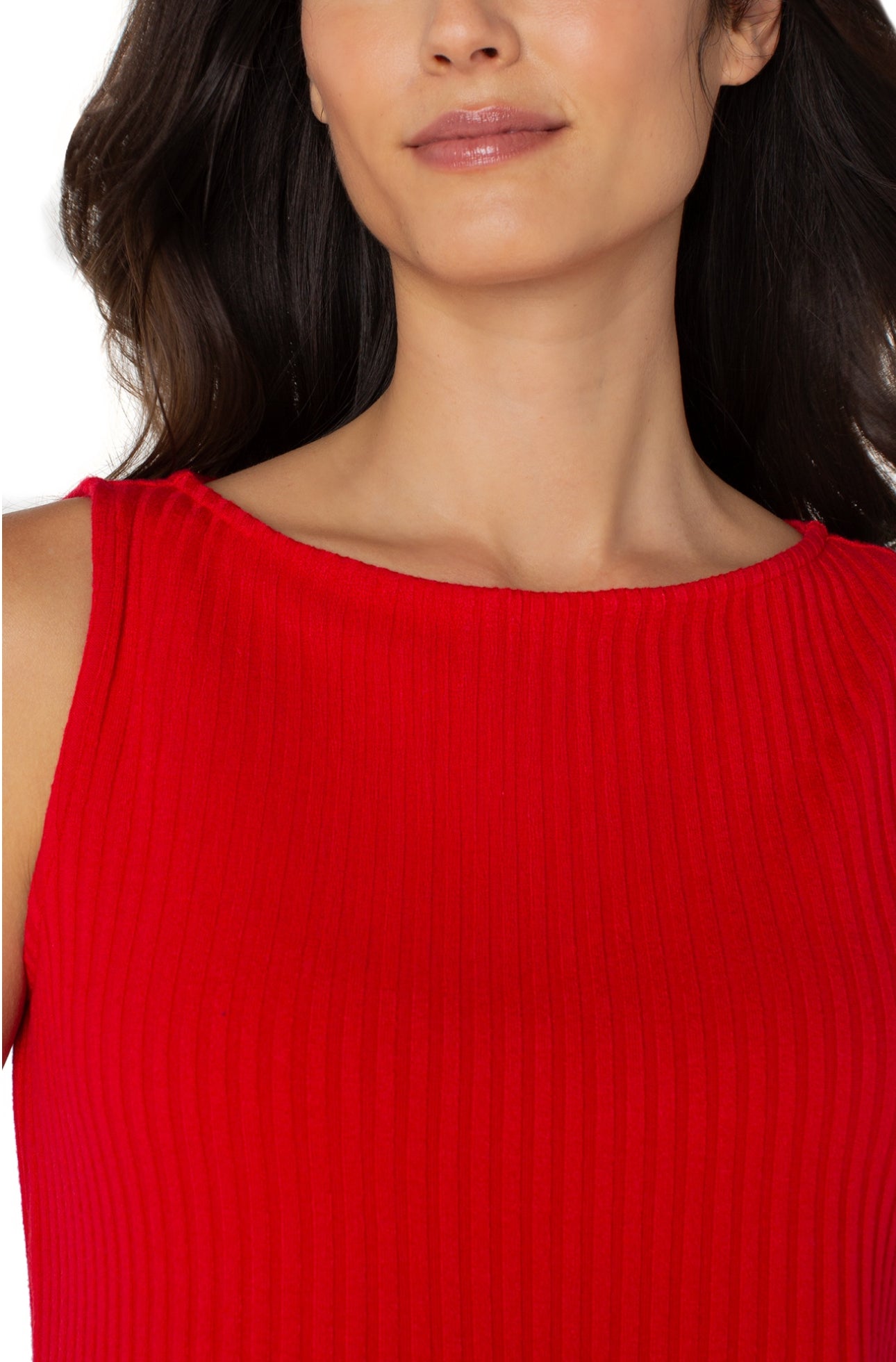 SLEEVELESS HIGH BOATNECK TOP