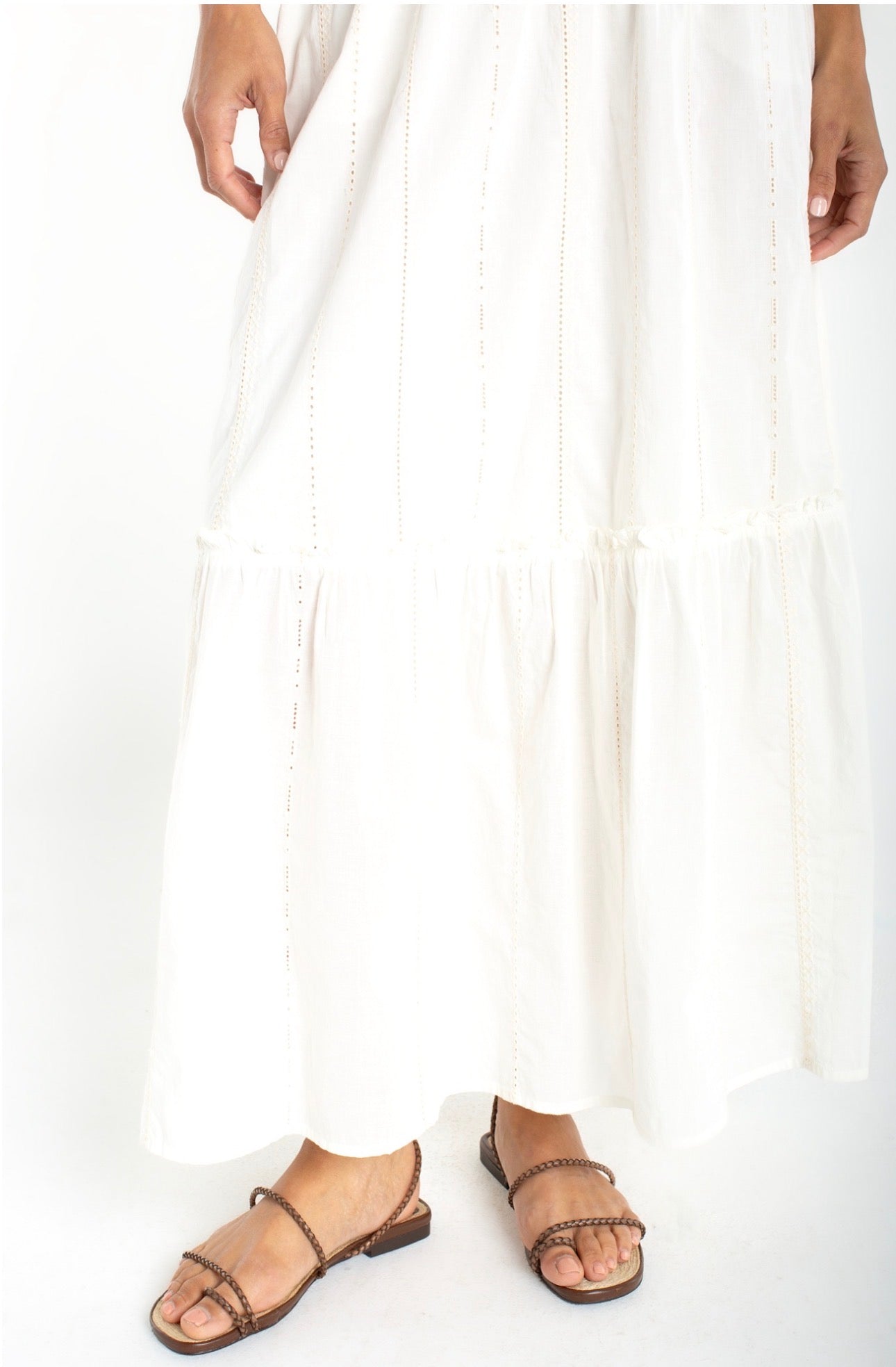 Tiered woven pull on maxi skirt in cream