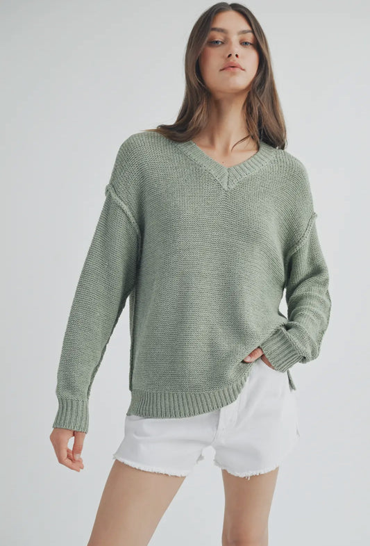 RAW EDGE V NECK SWEATER