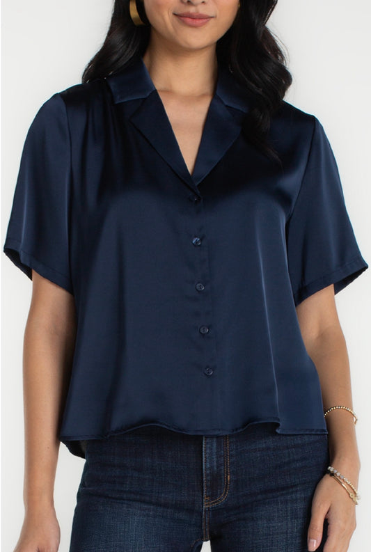 Short sleeve camp collar woven blouse in dark navy