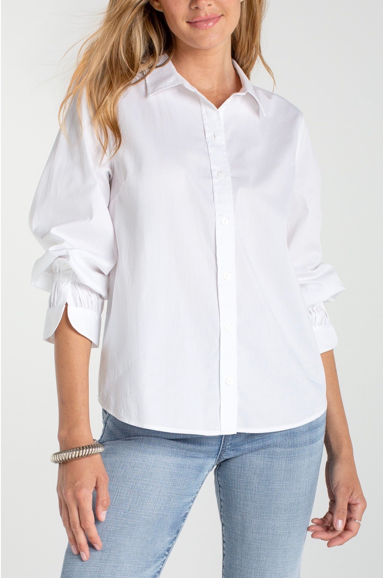 Adjustable sleeve button front woven top white