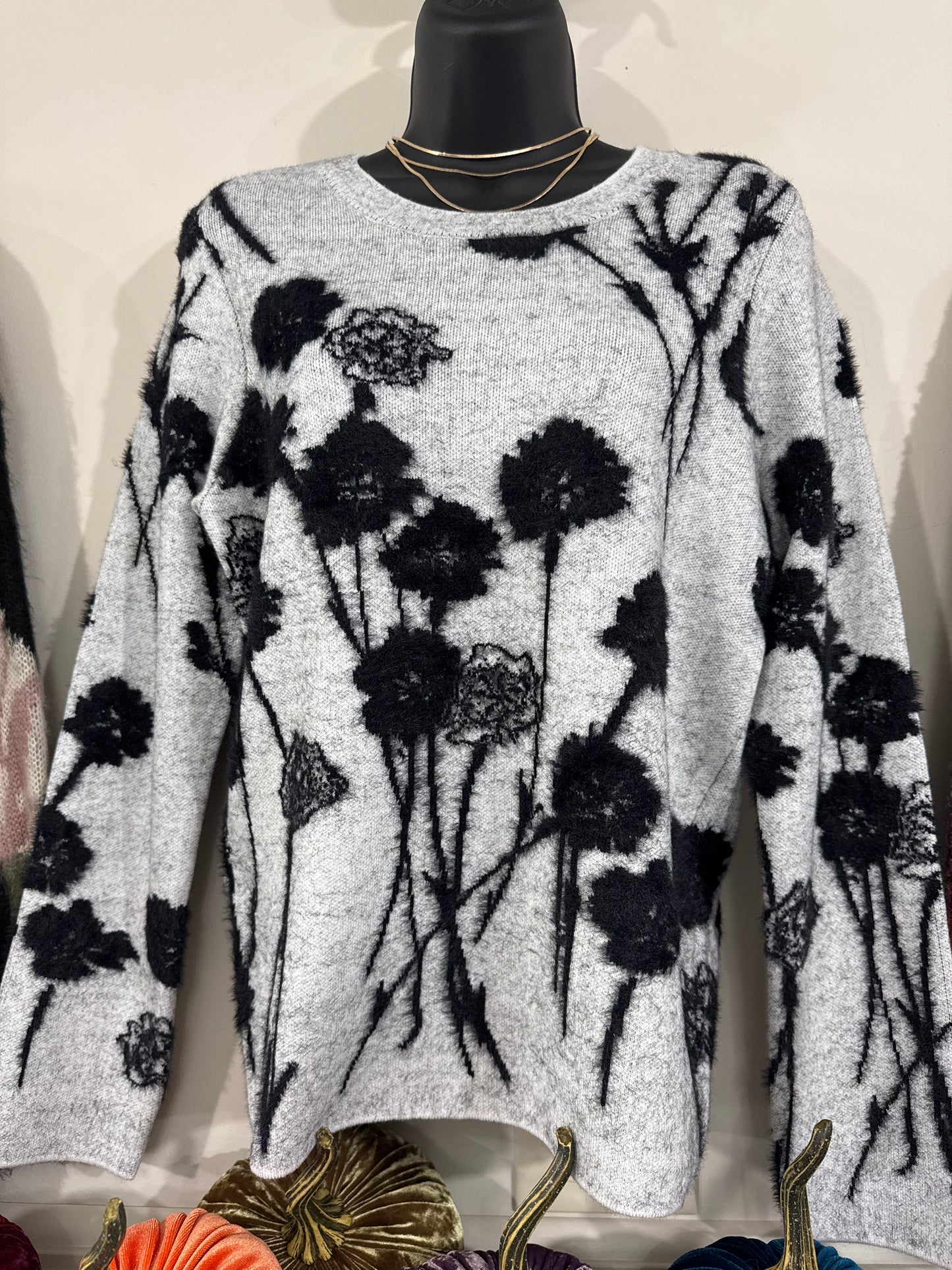 LONG SLEEVE CREW NECK DROPPED SHOULDER SWEATER