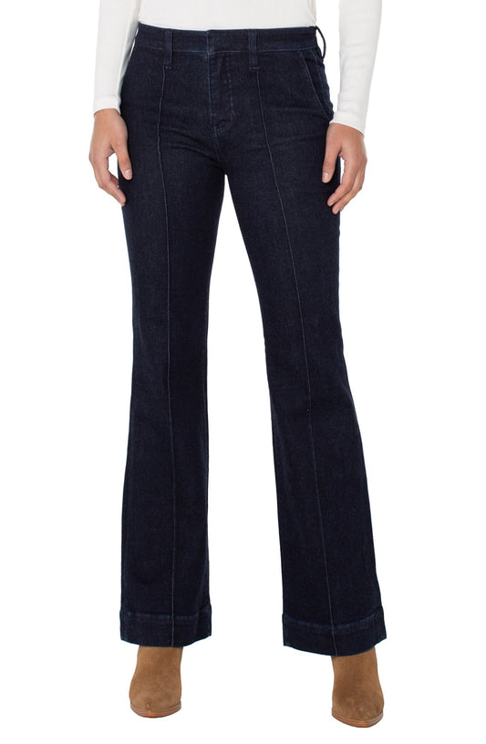 TROUSER BOOT WITH PINTUCKS
