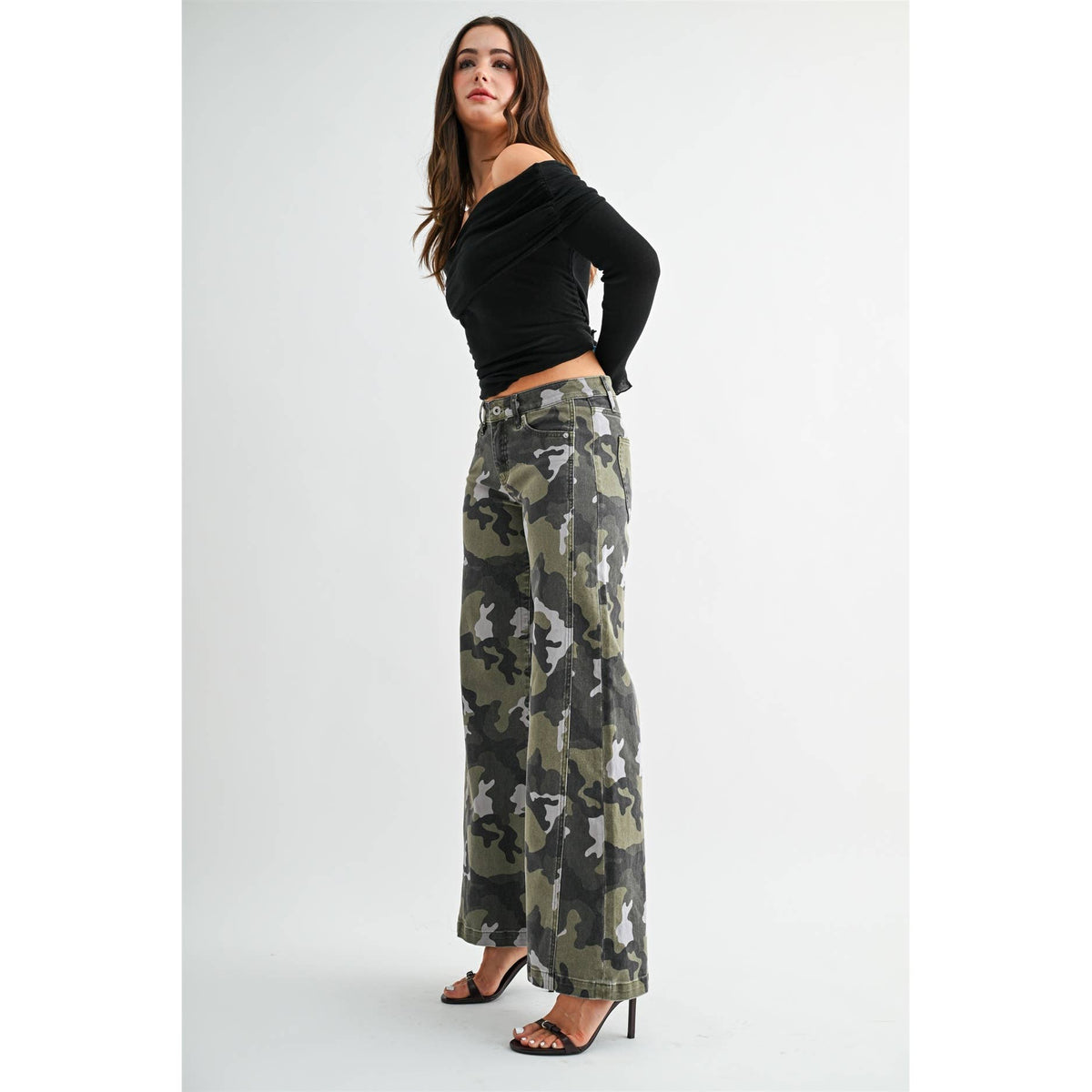 MID-RISE WIDE LEG - TUMMY TUCK SEAMED FRONT