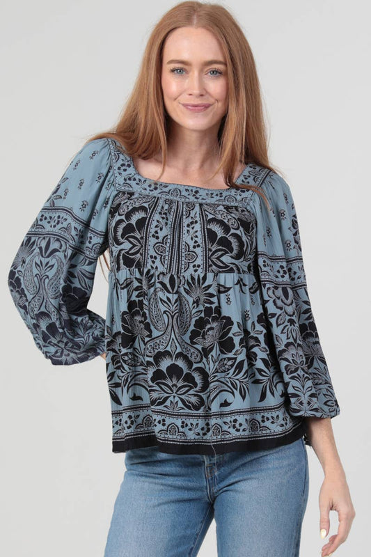 PRINTED LONG SLEEVE BLOUSE